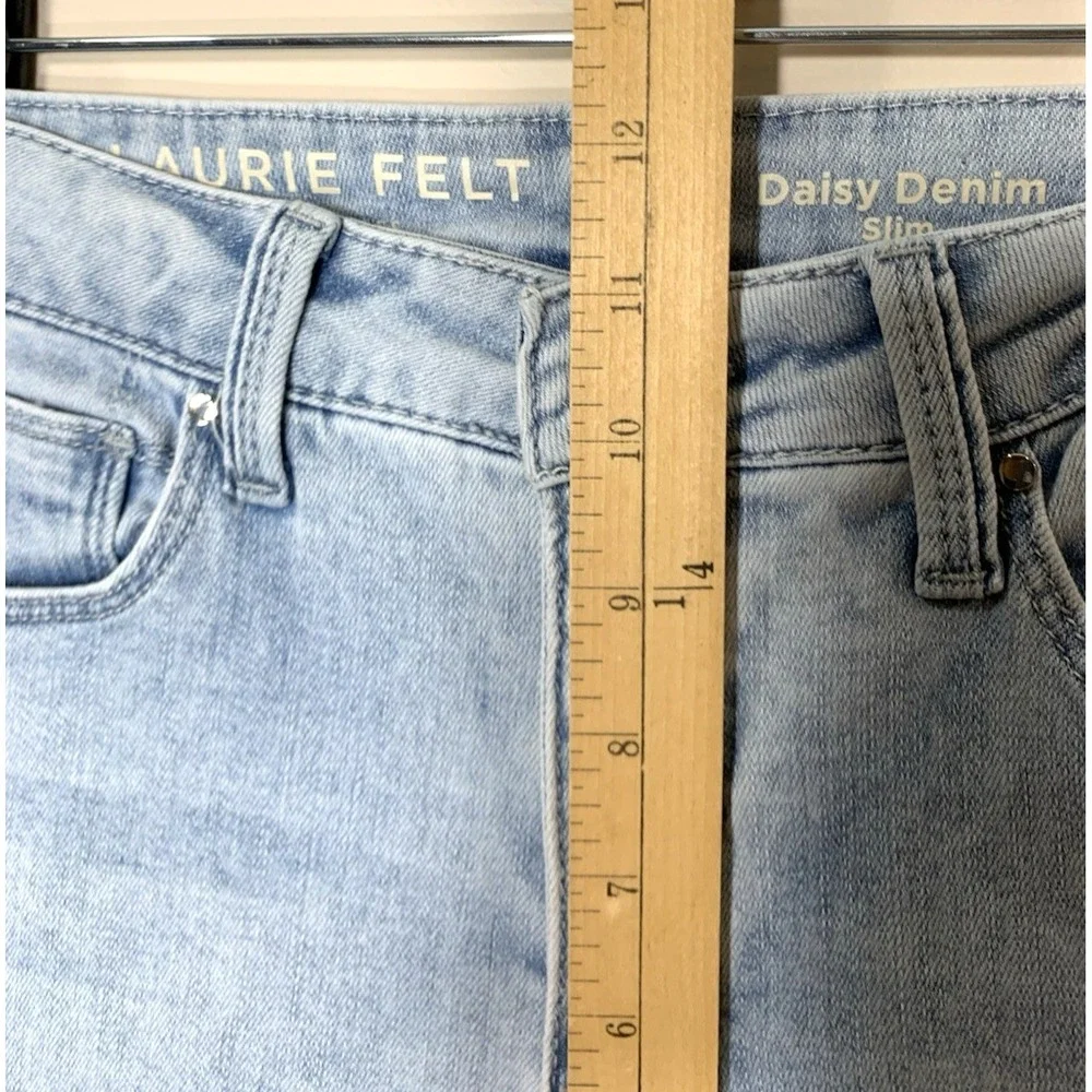 Laurie Felt Jeans Womens 8 29X26 Daisy‎ Denim Slim Crop Raw Hem Light Wash